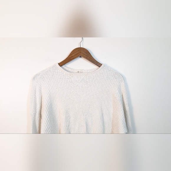 Billabong Beige White Ribbed Knit Cropped Pullover Sweater - Picture 4 of 4
